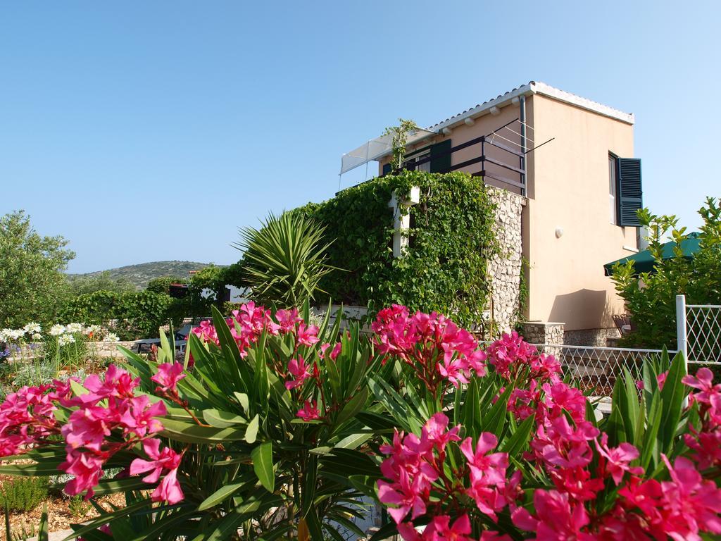 Villa Perla Rogoznica  Exteriör bild