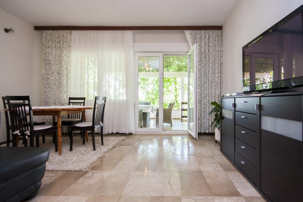 Villa Perla Rogoznica  Exteriör bild